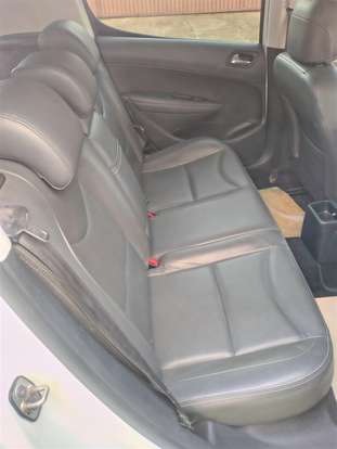 PEUGEOT-308-2016