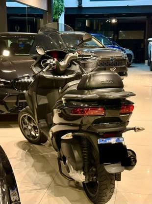 PIAGGIO-MP3 300-2016