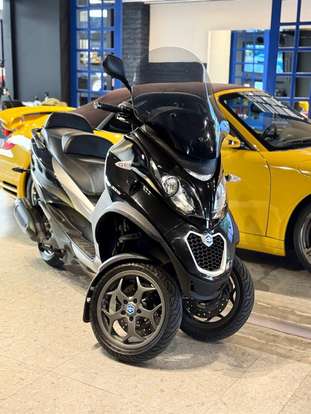 PIAGGIO-MP3 300-2016