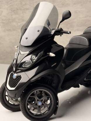 PIAGGIO-MP3 300-2016