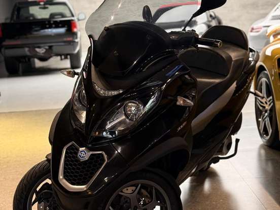 PIAGGIO-MP3 300 PIAGGIO-MP3 300-2016
