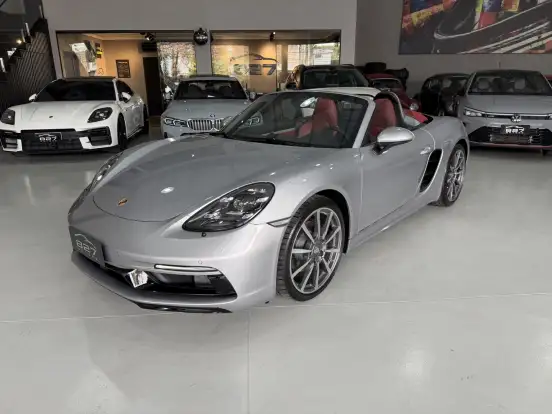 PORSCHE-718-2023