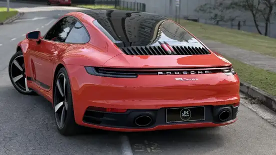 PORSCHE-911-2021