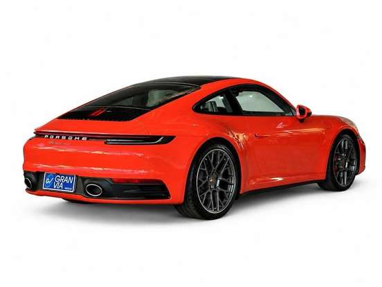 PORSCHE-911-2021