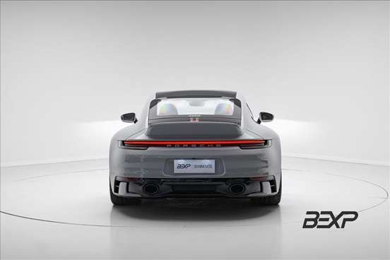 PORSCHE-911-2024
