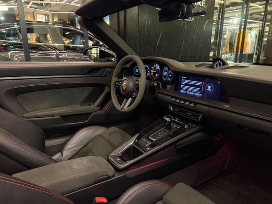 PORSCHE-911-3.0 24V H6 GASOLINA TARGA 4 GTS PDK PORSCHE-911-2024