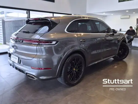 PORSCHE-CAYENNE-2024
