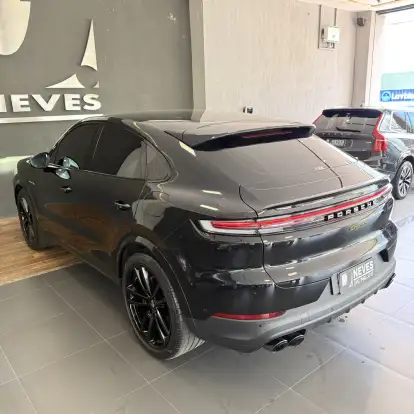 PORSCHE-CAYENNE-2024