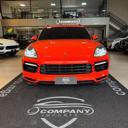 PORSCHE-CAYENNE-2021