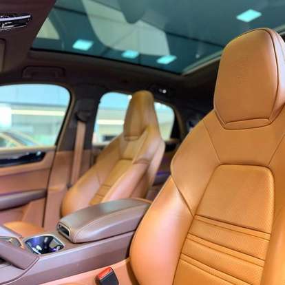 PORSCHE-CAYENNE-2022