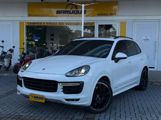 PORSCHE-CAYENNE-2015