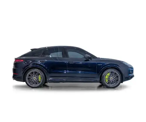 PORSCHE-CAYENNE-2023
