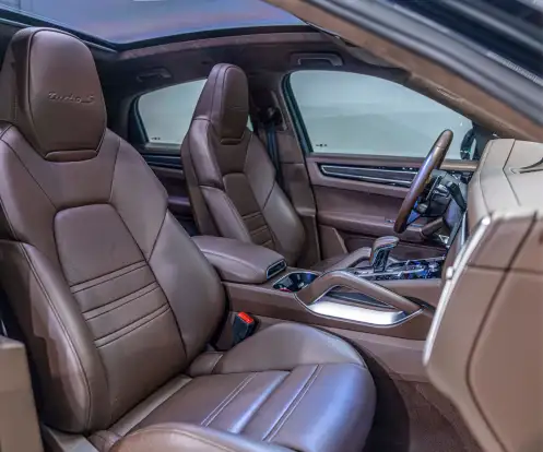 PORSCHE-CAYENNE-2023