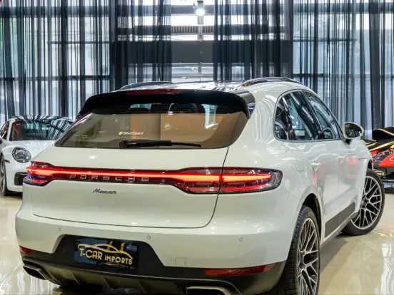PORSCHE-MACAN-2.0 16V GASOLINA 4P AUTOMÁTICO PORSCHE-MACAN-2021