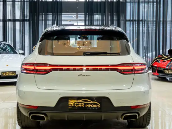 PORSCHE-MACAN-2.0 16V GASOLINA 4P AUTOMÁTICO PORSCHE-MACAN-2021