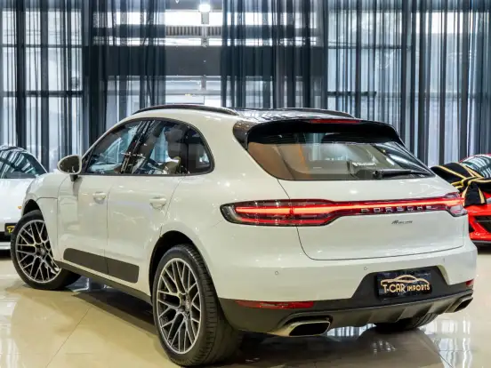 PORSCHE-MACAN-2.0 16V GASOLINA 4P AUTOMÁTICO PORSCHE-MACAN-2021