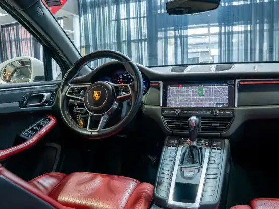PORSCHE-MACAN-2.0 16V GASOLINA 4P AUTOMÁTICO PORSCHE-MACAN-2021