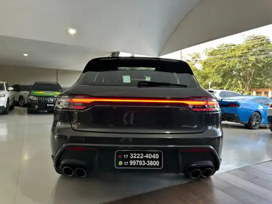 PORSCHE-MACAN-2024