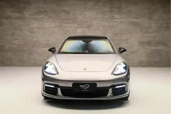 PORSCHE-PANAMERA-2019