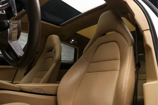 PORSCHE-PANAMERA-2019