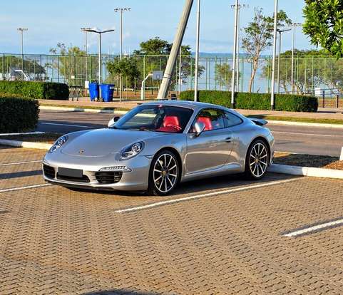 PORSCHE-911-2012
