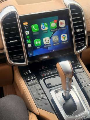 PORSCHE-CAYENNE-2012