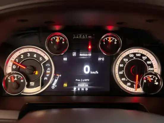 RAM-2500-6.7 LARAMIE 4X4 CD I6 TURBO DIESEL 4P AUTOMÁTICO RAM-2500-2018
