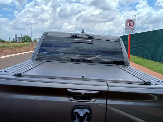 RAM-1500-5.7 V8 GASOLINA REBEL CD 4X4 AUTOMÁTICO RAM-1500-2022