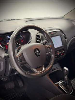 RENAULT-CAPTUR-2019