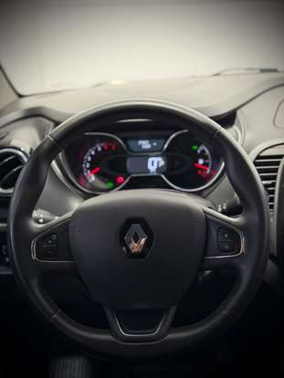 RENAULT-CAPTUR-2019