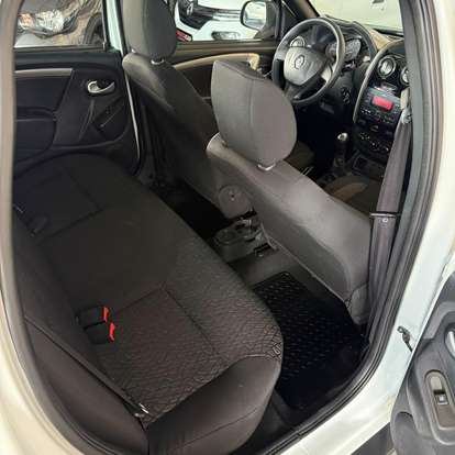 RENAULT-DUSTER-2018