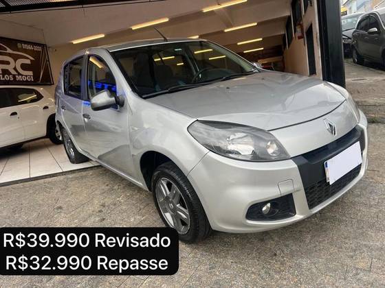 RENAULT SANDERO 1.0 TECH RUN 16V FLEX 4P MANUAL