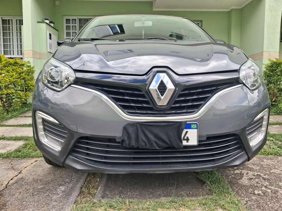 RENAULT-CAPTUR-2018