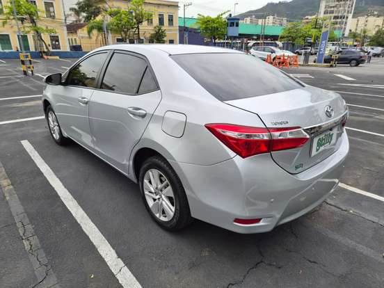 TOYOTA-COROLLA-2016