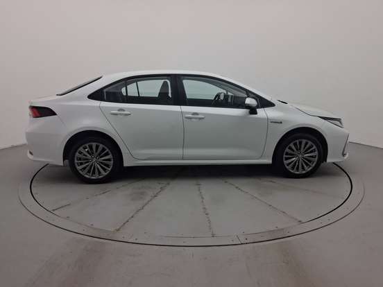 TOYOTA-COROLLA-2024