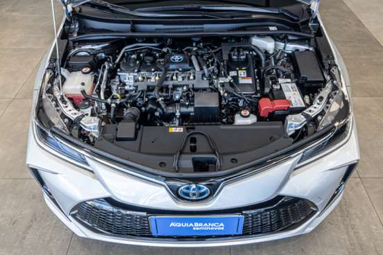 TOYOTA-COROLLA-2025