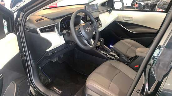 TOYOTA-COROLLA-2026