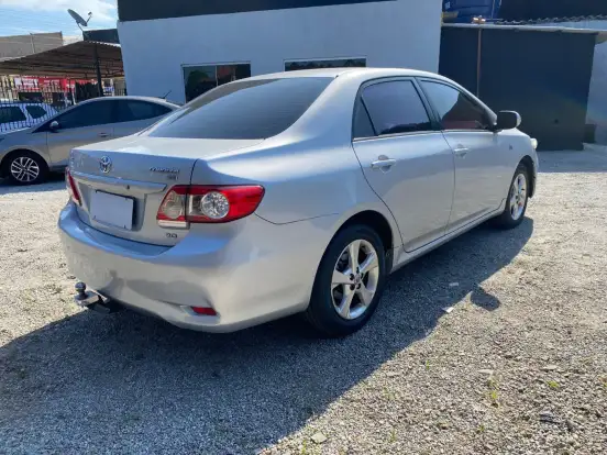 TOYOTA-COROLLA-2013