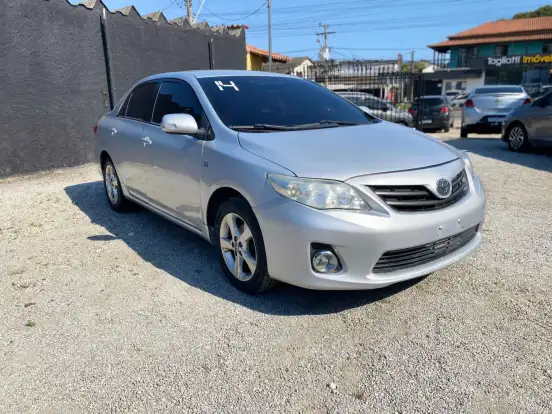 TOYOTA-COROLLA-2013