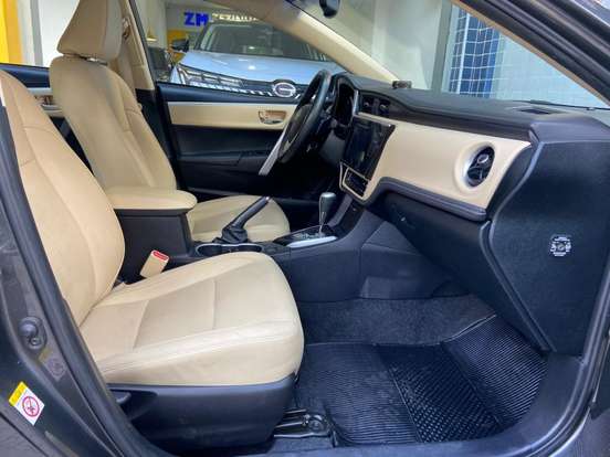 TOYOTA-COROLLA-2017