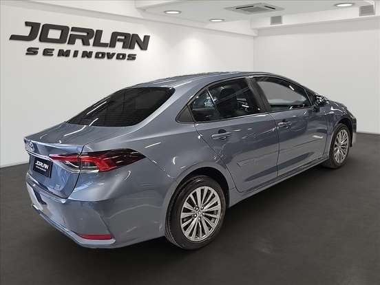 TOYOTA-COROLLA-2024