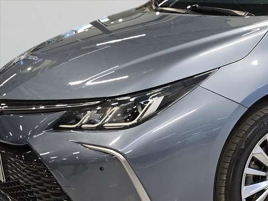 TOYOTA-COROLLA-2024