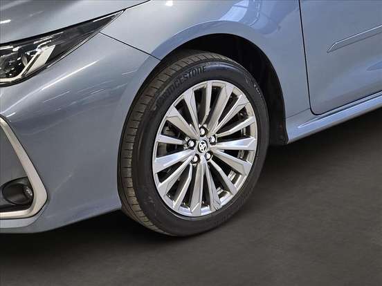 TOYOTA-COROLLA-2024