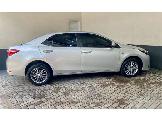 TOYOTA-COROLLA-2015