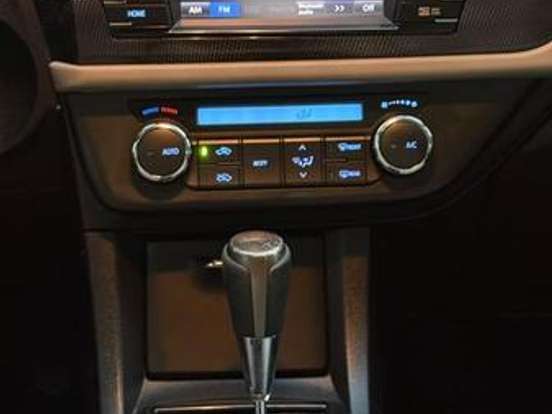 TOYOTA-COROLLA-2.0 XEI 16V FLEX 4P AUTOMÁTICO TOYOTA-COROLLA-2014
