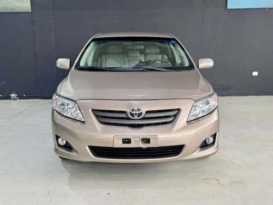 TOYOTA-COROLLA-2010