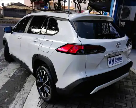TOYOTA-COROLLA CROSS-2024