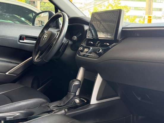 TOYOTA-COROLLA CROSS-2023
