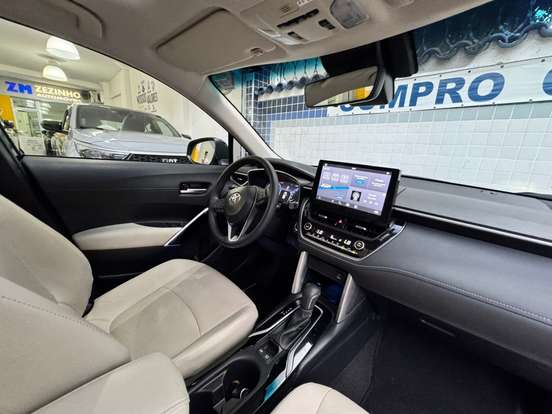 TOYOTA-COROLLA CROSS-2025