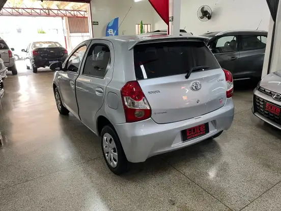 TOYOTA-ETIOS-2014